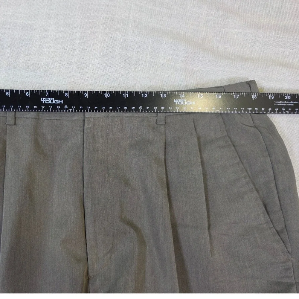 Haggar Black Label Mens Pleated Dress Pants Olive Gray Cuffed Trousers 37x26.5